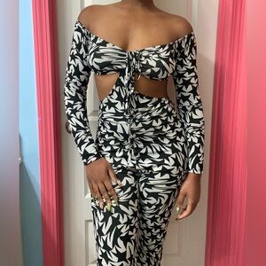 Abstract Black & White 2-Piece Set 🎬✨